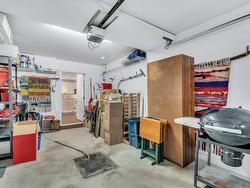 Garage - 