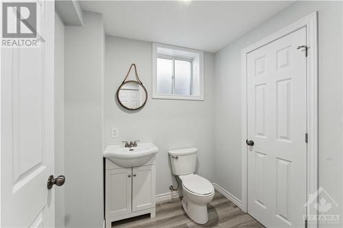 777 Logperch Circle, Ottawa, ON - Indoor Photo Showing Bathroom