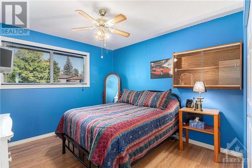 1447 Cedar Lane, Ottawa, ON - Indoor Photo Showing Bedroom