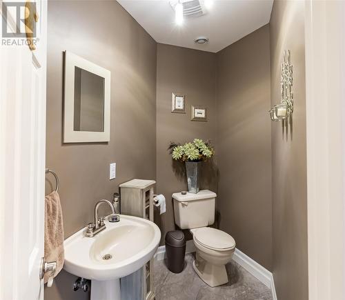 102 Pearltown Road, St. John’S, NL - Indoor Photo Showing Bathroom