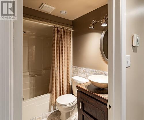 102 Pearltown Road, St. John’S, NL - Indoor Photo Showing Bathroom