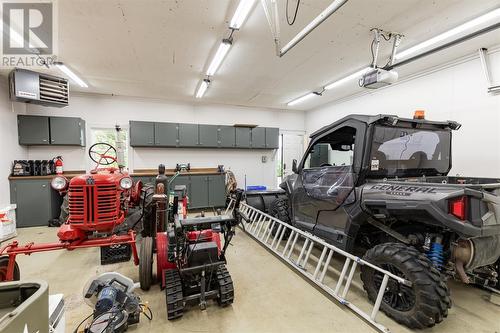 102 Pearltown Road, St. John’S, NL - Indoor Photo Showing Garage