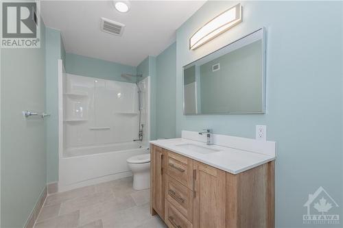 7 Des Orchidees Street, Hammond, ON - Indoor Photo Showing Bathroom