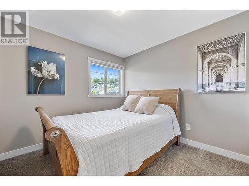 339 Arab Road, Kelowna, BC - Indoor Photo Showing Bedroom