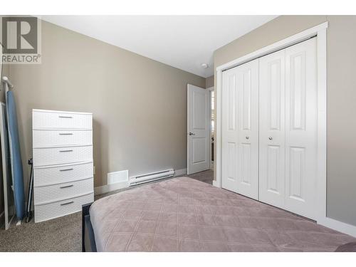 339 Arab Road, Kelowna, BC - Indoor Photo Showing Bedroom