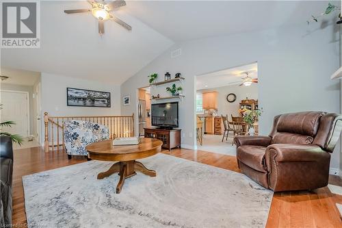 Hardwood flooring - 310 Lanark Street, Caledonia, ON - Indoor Photo Showing Living Room