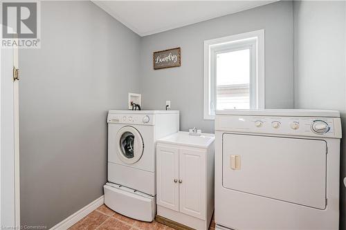 Main floor laundry - 310 Lanark Street, Caledonia, ON - Indoor Photo Showing Laundry Room