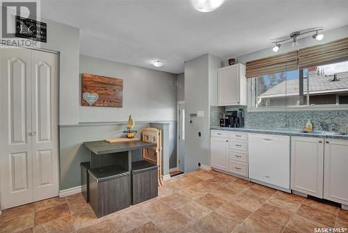 226 113Th Street W, Saskatoon, SK - Indoor Photo Showing Kitchen