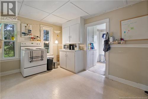 48 Union Street, Sackville, NB - Indoor Photo Showing Laundry Room