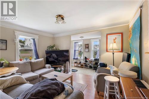 48 Union Street, Sackville, NB - Indoor Photo Showing Living Room