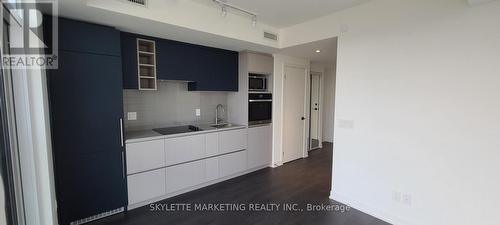 3012 - 319 Jarvis Street, Toronto, ON - Indoor Photo Showing Kitchen