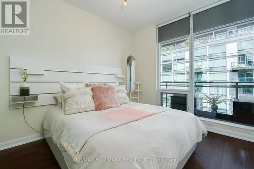 1210 - 205 Frederick Street, Toronto, ON - Indoor Photo Showing Bedroom