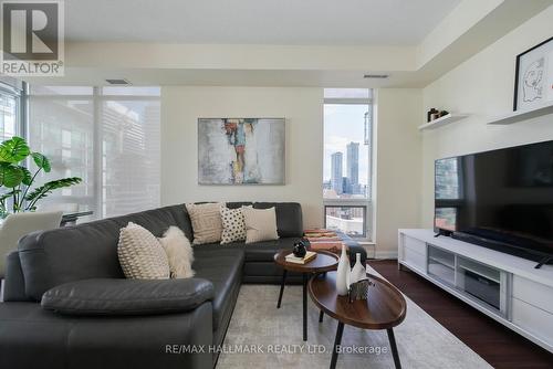 1210 - 205 Frederick Street, Toronto, ON - Indoor Photo Showing Living Room