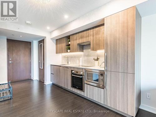 1509 - 17 Bathurst Street, Toronto, ON - Indoor Photo Showing Kitchen