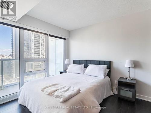 1509 - 17 Bathurst Street, Toronto, ON - Indoor Photo Showing Bedroom