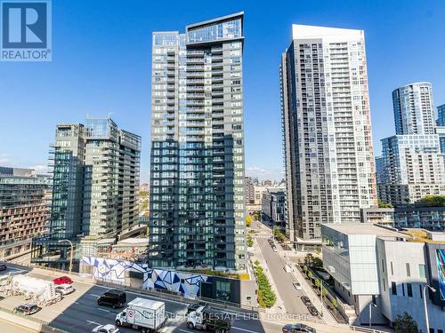 1509 - 17 Bathurst Street, Toronto, ON - Outdoor With Facade