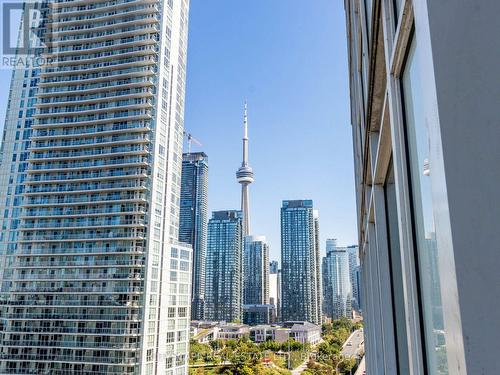 1509 - 17 Bathurst Street, Toronto, ON - Outdoor With Facade