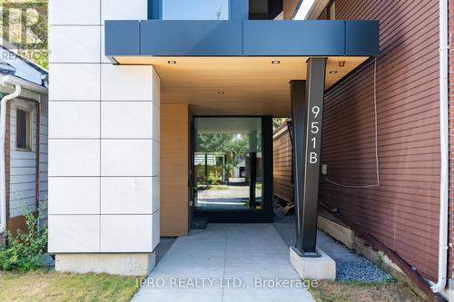 951B Greenwood Avenue, Toronto, ON - Outdoor With Exterior