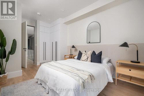 951B Greenwood Avenue, Toronto, ON - Indoor Photo Showing Bedroom