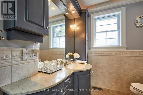 3 Wythenshawe Wood, Toronto, ON - Indoor Photo Showing Bathroom