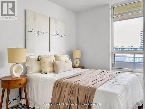 920 - 38 Joe Shuster Way, Toronto, ON - Indoor Photo Showing Bedroom