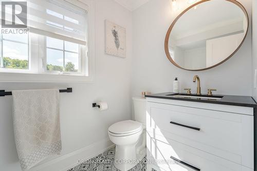 3 Old Hickory Court, Caledon, ON - Indoor Photo Showing Bathroom