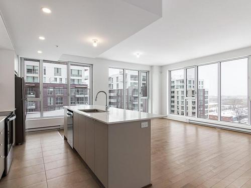 Overall view - 910-5265 Rue Mackenzie, Montréal (Côte-Des-Neiges/Notre-Dame-De-Grâce), QC - Indoor Photo Showing Kitchen