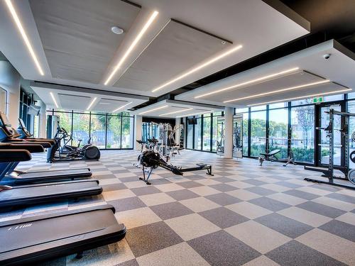 Exercise room - 910-5265 Rue Mackenzie, Montréal (Côte-Des-Neiges/Notre-Dame-De-Grâce), QC - Indoor Photo Showing Gym Room