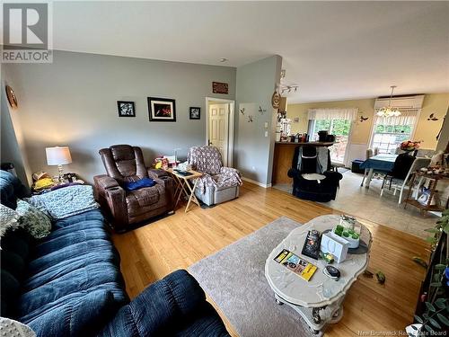 134 Upper Tower Hill Road, Tower Hill, NB - Indoor Photo Showing Living Room