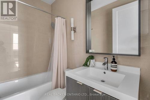 Ph10 - 18 Graydon Hall Drive, Toronto, ON - Indoor Photo Showing Bathroom