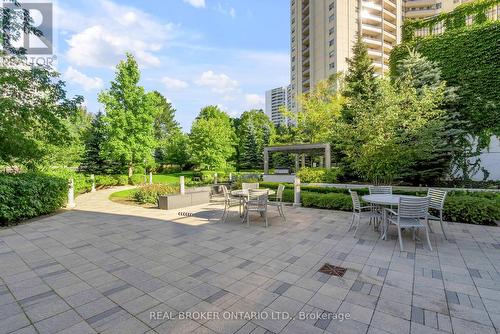 Ph10 - 18 Graydon Hall Drive, Toronto, ON - Outdoor