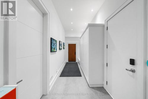 28 Brian Cliff Drive, Toronto, ON - Indoor Photo Showing Other Room