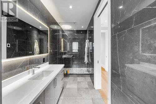 28 Brian Cliff Drive, Toronto, ON - Indoor Photo Showing Bathroom