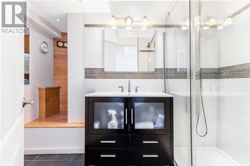 157 Cranbrook Crescent, Sudbury, ON - Indoor Photo Showing Bathroom