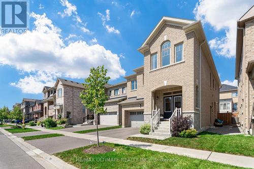 42 Buttonleaf Crescent, Whitchurch-Stouffville, ON - Outdoor With Facade