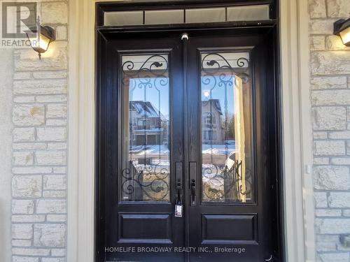 98 Marbrook Street, Richmond Hill, ON - Indoor Photo Showing Other Room