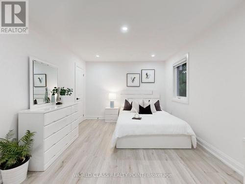 60 Klein'S Ridge, Vaughan, ON - Indoor Photo Showing Bedroom