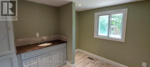 36 Madoc Street, Marmora And Lake, ON - Indoor Photo Showing Bathroom