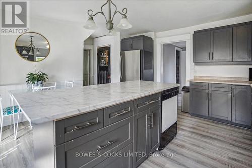 532 Dundas Street, Belleville, ON - Indoor Photo Showing Kitchen