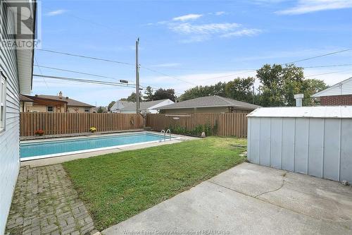 3521 Dominion Boulevard, Windsor, ON - Outdoor With Backyard