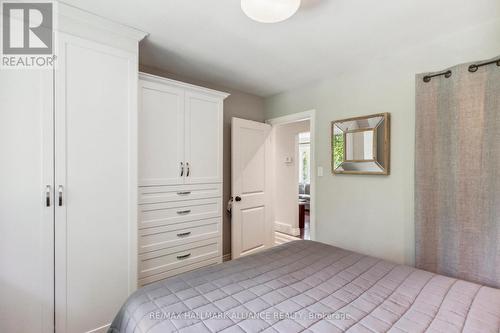 207 West River Road, Cambridge, ON - Indoor Photo Showing Bedroom