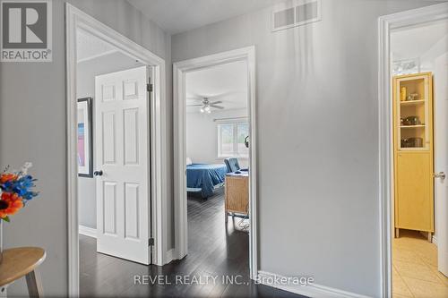 105 Dorothy Street, St. Catharines, ON - Indoor Photo Showing Other Room