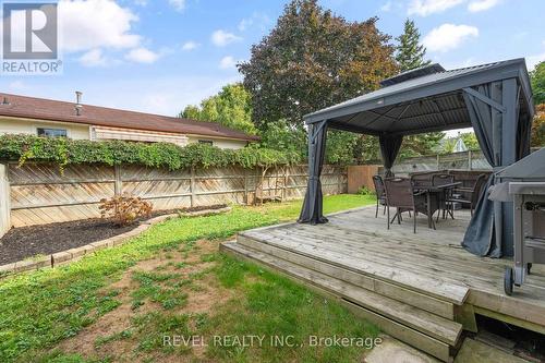 105 Dorothy Street, St. Catharines, ON - Outdoor With Deck Patio Veranda