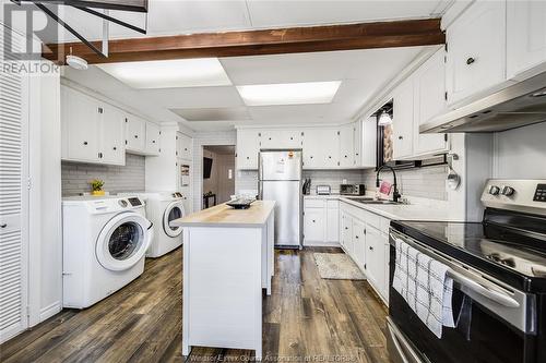 1572 Westcott Road, Windsor, ON - Indoor Photo Showing Laundry Room