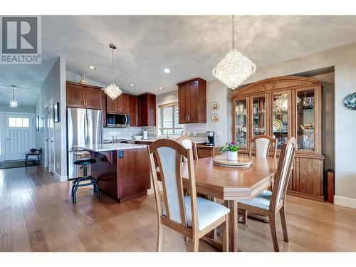 3474 Pine Valley Drive, Kelowna, BC - Indoor Photo Showing Dining Room