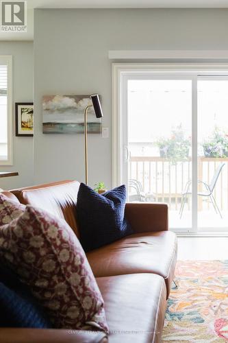 19 Curtis Street, Prince Edward County (Picton), ON - Indoor Photo Showing Bedroom