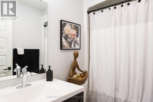 19 Curtis Street, Prince Edward County (Picton), ON - Indoor Photo Showing Bathroom