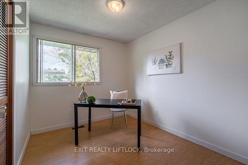 25 Emily Manor Drive, Kawartha Lakes, ON - Indoor Photo Showing Office