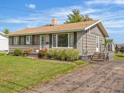 74 Heather Avenue  Charlottetown, PE C1A 8H2