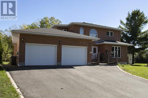 124 Bitonti Cres, Sault Ste. Marie, ON - Outdoor